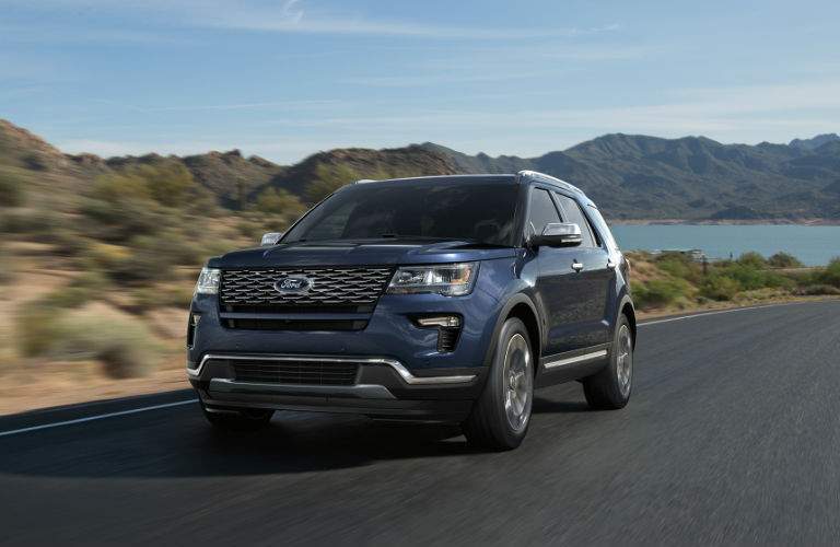 2018 Ford Explorer - Exterior - Lake.jpg