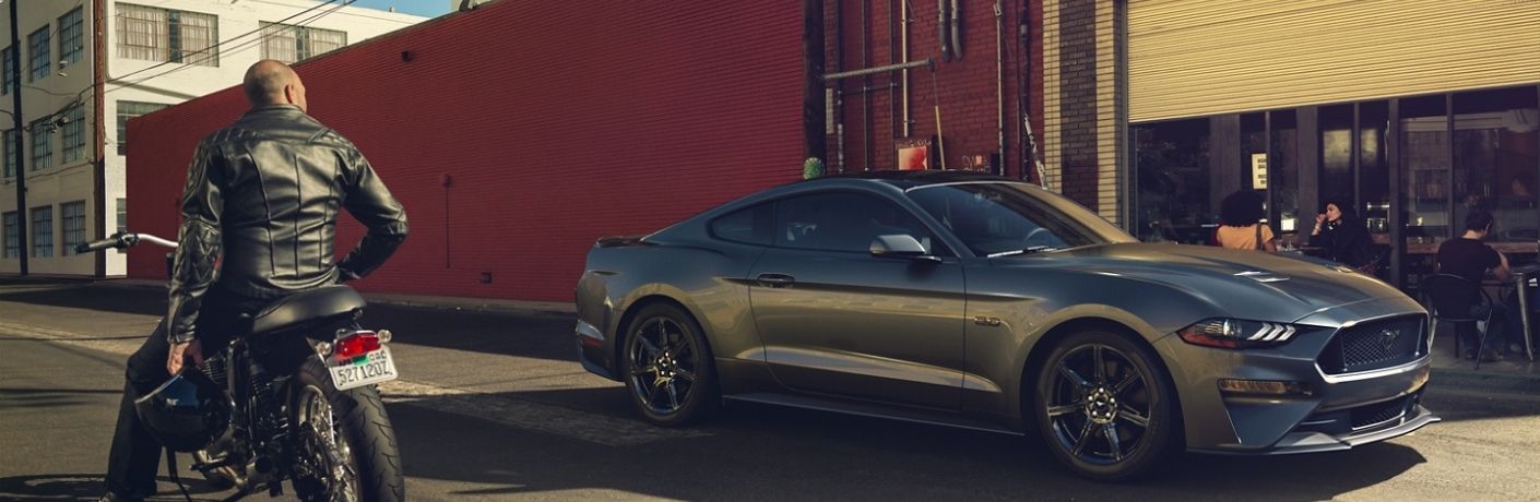2020 Ford Mustang parked outside side view_o.jpg