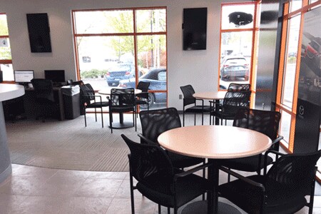 Herzog-Meier Mazda Customer Waiting Area