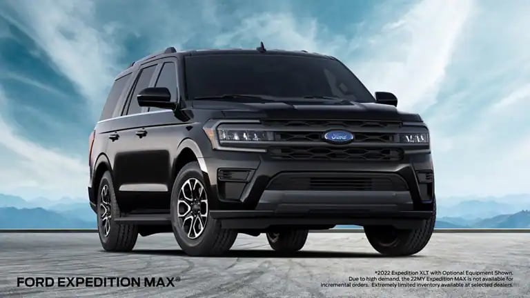 2022 Expedition Max.jpg