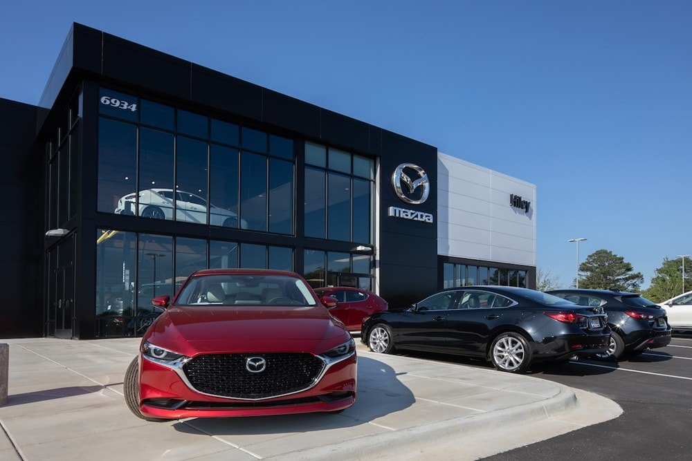 HileyMazdaofHuntsville-01_1000x667-compressed.jpg
