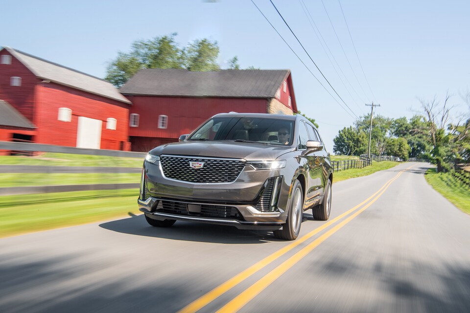 2021-Cadillac-XT6-PremiumLuxury-SUV-L11.jpeg