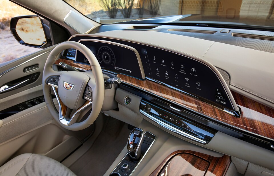 2021-Cadillac-Escalade-PremiumLuxuryPlatinum-SUV-I01.jpeg