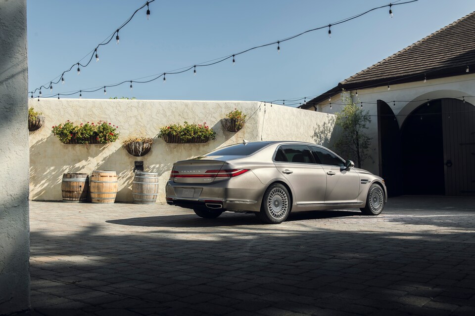 2021 Genesis G90