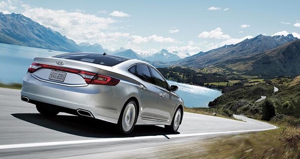 2017 Hyundai Azera Performance.jpg