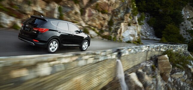 2016 Hyundai Santa Fe Sport.jpg