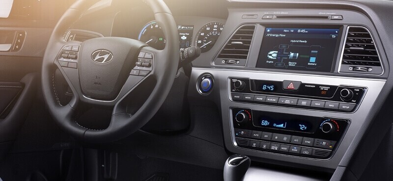 2017 Hyundai Sonata Hybrid Technology.jpg