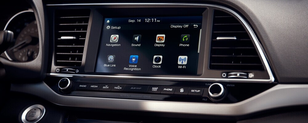 2017 Hyundai Elantra Interior Technology.jpg
