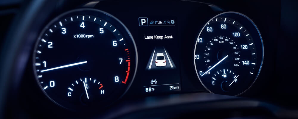 2017 Hyundai Elantra Lane Keep Assist.jpg