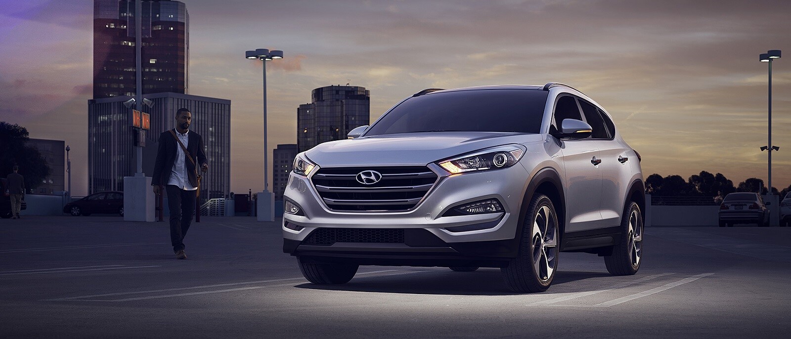 2016-hyundai-tucson-chromium-silver