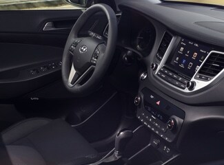 2017 Hyundai Tucson Technology.jpg