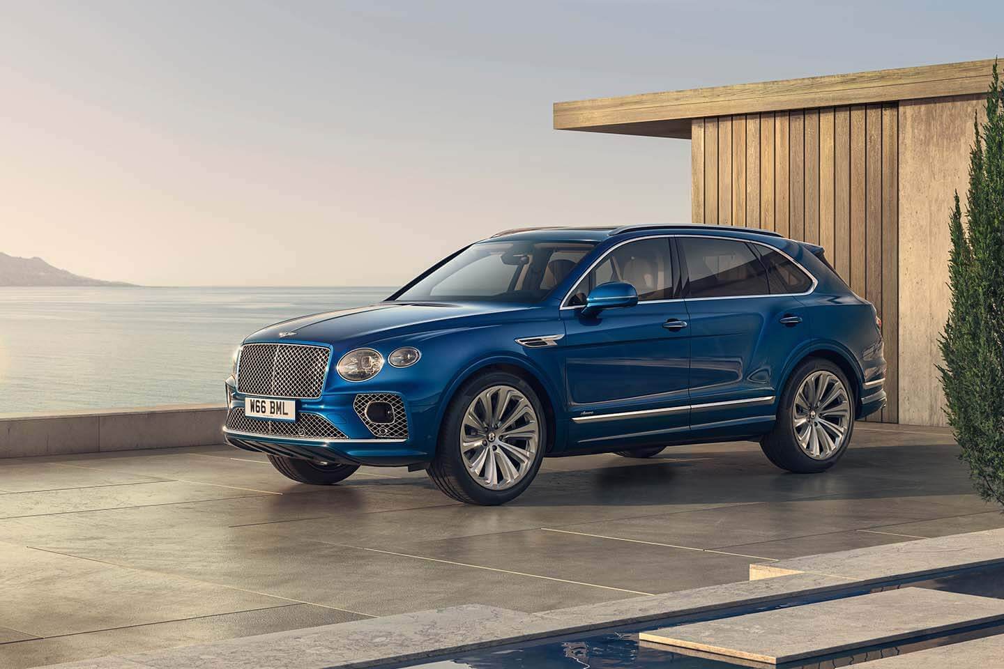 2023 Bentley Bentayga Azure Banner