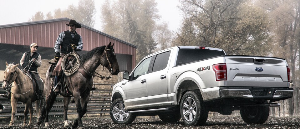 2018-Ford-F150-XLT-CrewCab-Truck-L02.png