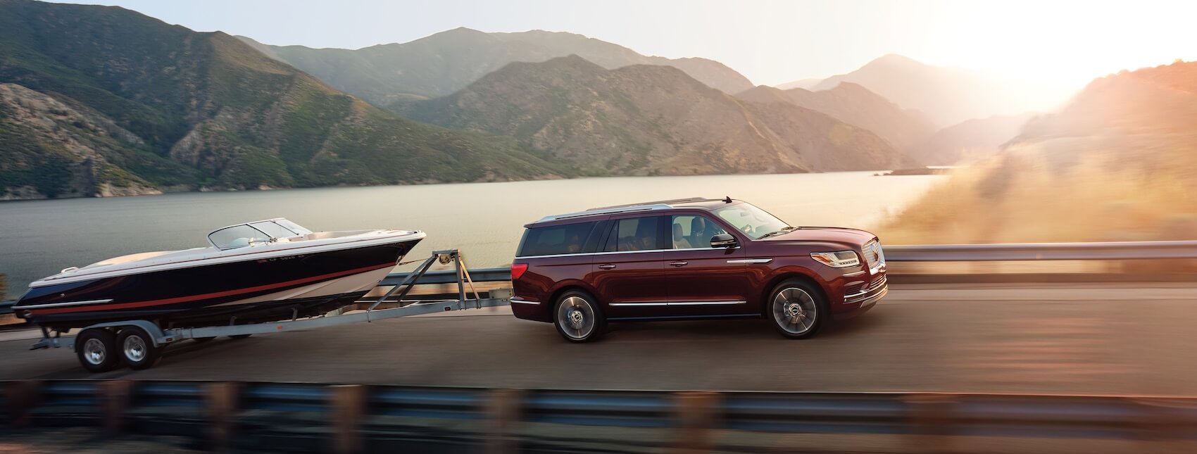 Lincoln Navigator Towing
