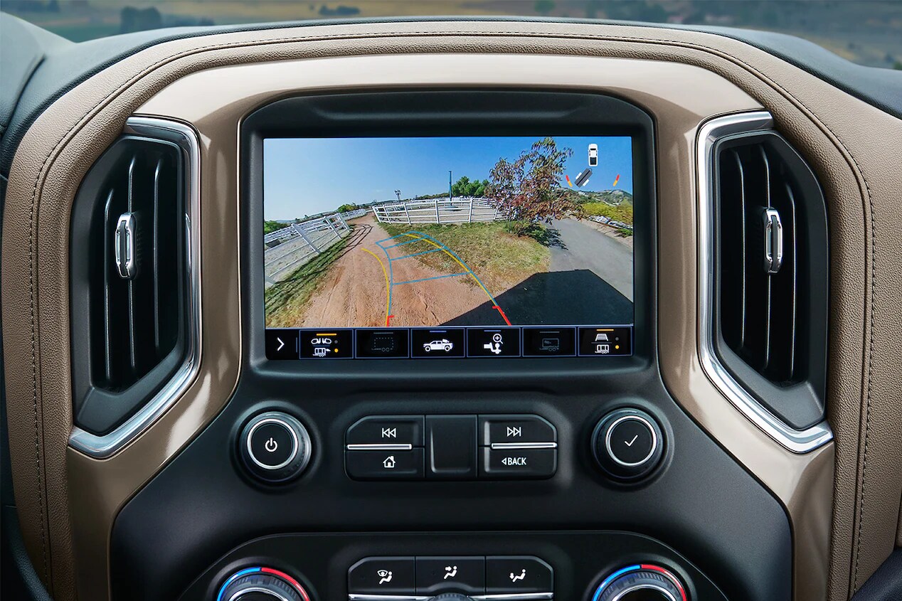 2022-silverado-ltd-towing-02.png