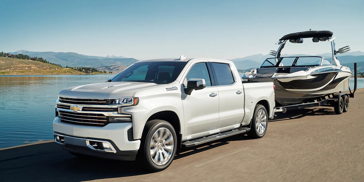 2022-silverado-ltd-towing-01.png