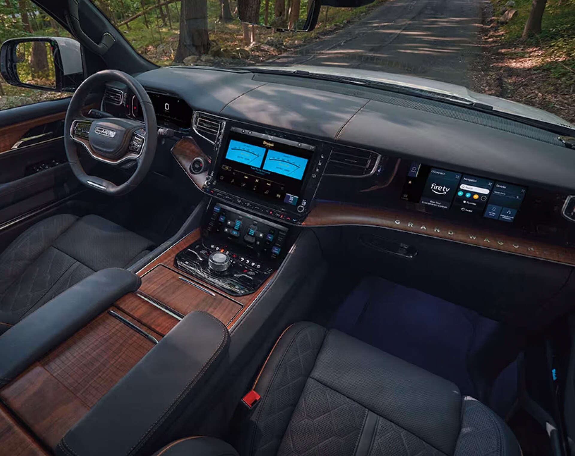 2024-jeep Grand Wagoneer dash.jpg