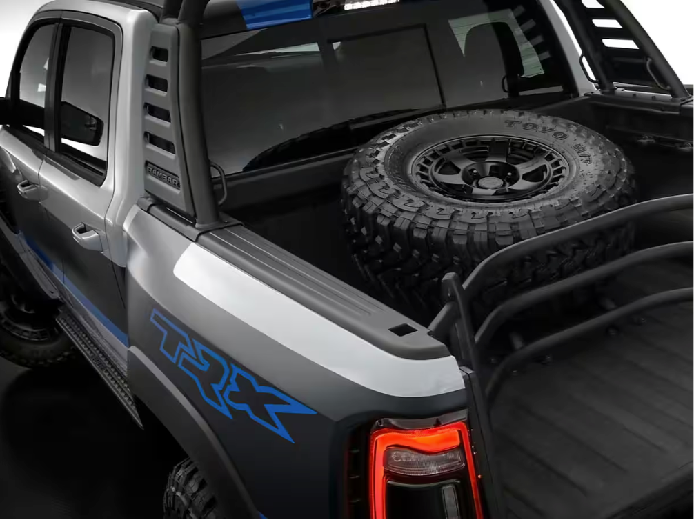2024%201500%20TRX%20trunk.png
