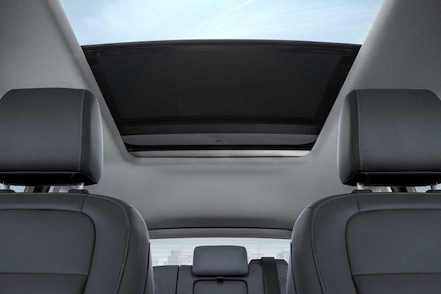 2018 Ford Escape optional Panoramic Vista Sunroof