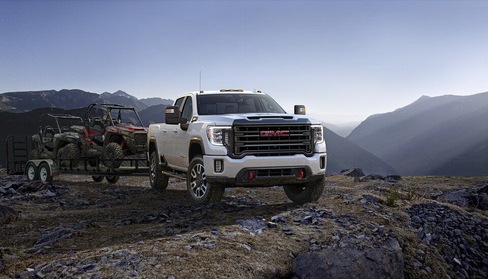 2021-GMC-Sierra2500HD-AT4-CrewCab-ShortBox-Truck-L05.jpeg