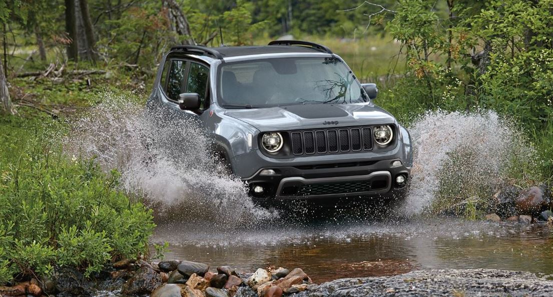 Gray Jeep Renegade Trailhawk 01b.JPG