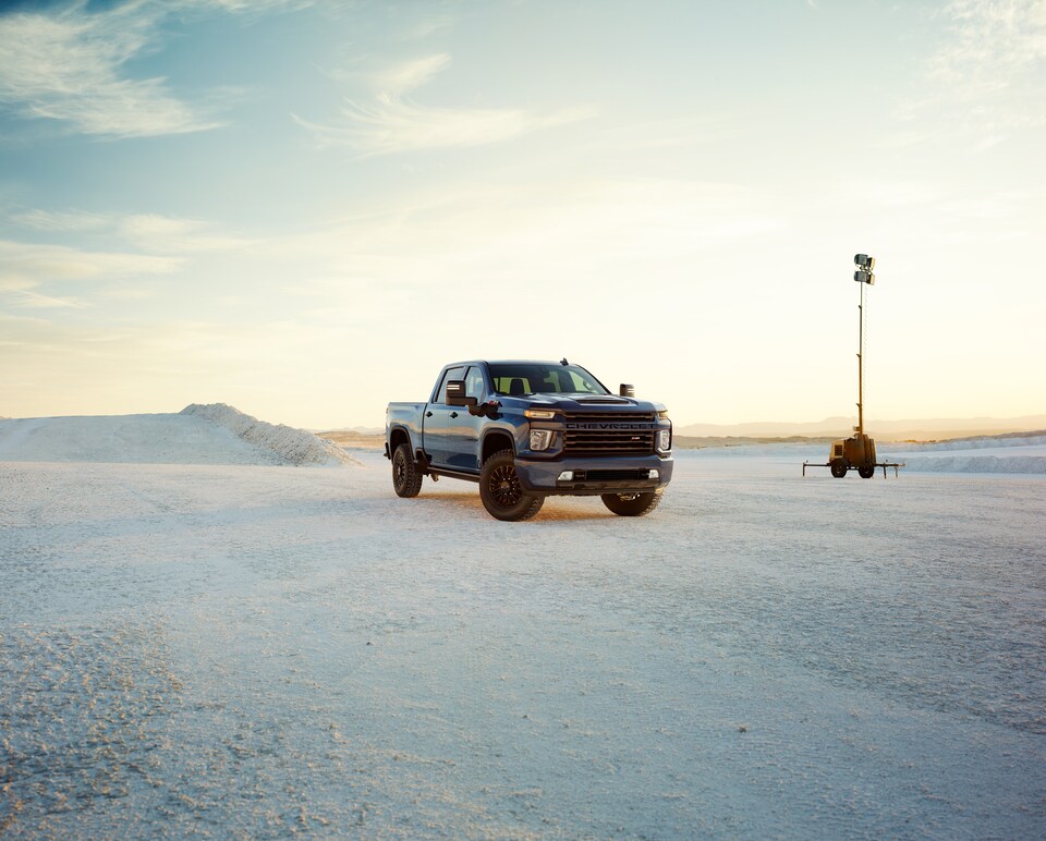 2021-Chevrolet-Silverado3500HD-LTZ-CrewCab-StandardBed-SingleWheel-Z71SportEdition-Truck-L01.jpeg