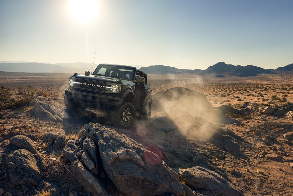 2022-Ford-Bronco-Badlands-2Door-SUV-L01.jpeg