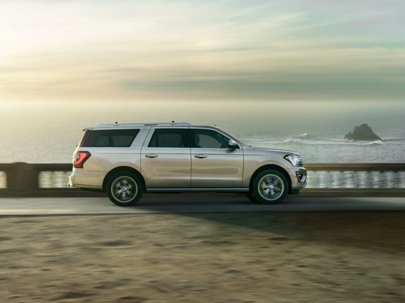 2019 Ford Explorer vs 2019 Ford Expedition Comparison