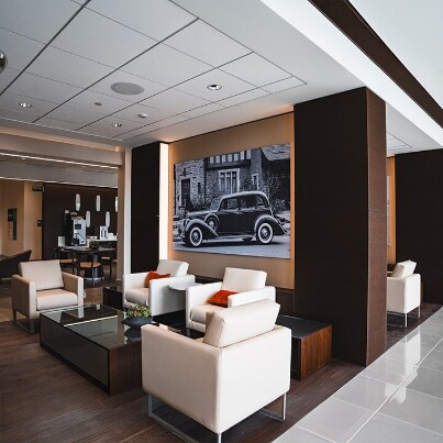 Holman%20Lincoln%20Mt%20Laurel%20Lounge2-720x720-403x403.jpg