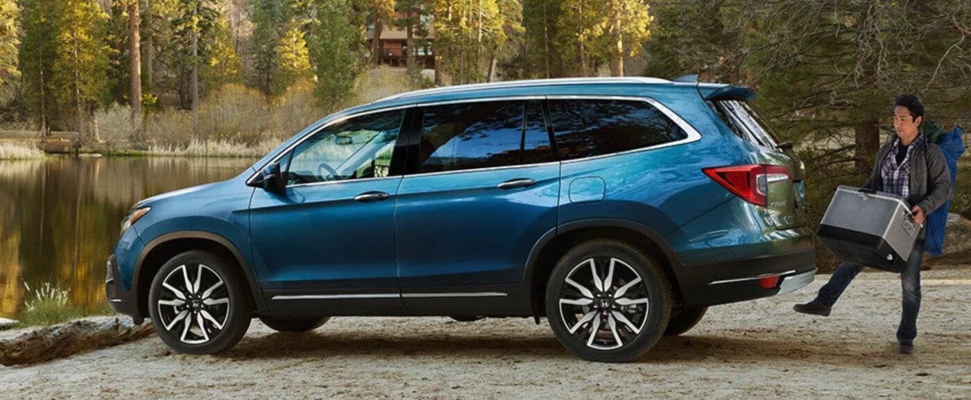 2020 Honda Pilot, Blue Exterior.png