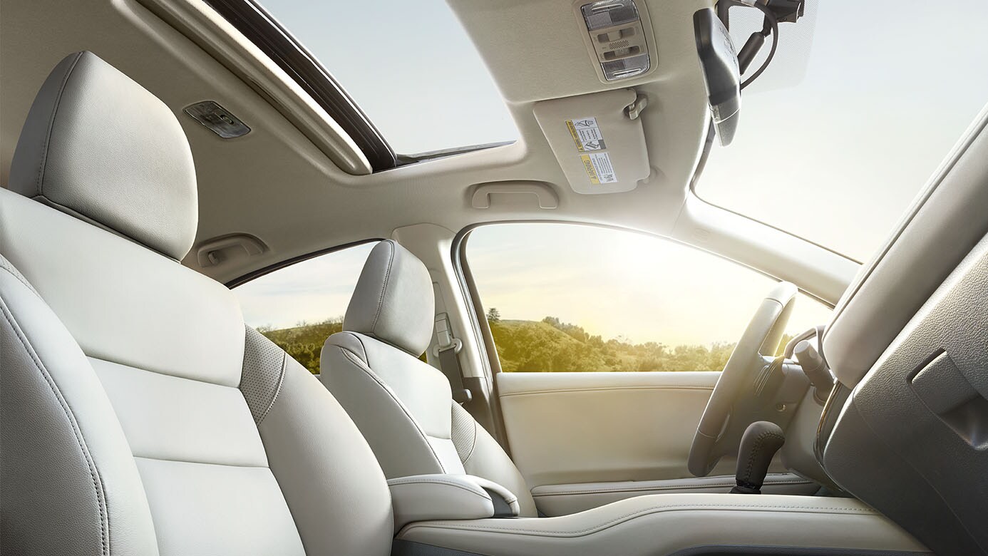2018 Honda HR-V Interior 2.jpg