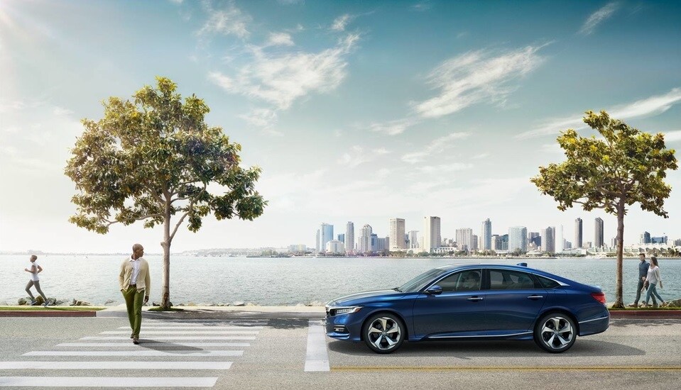2018-Honda-Accord-LX-Sedan-L01.jpg