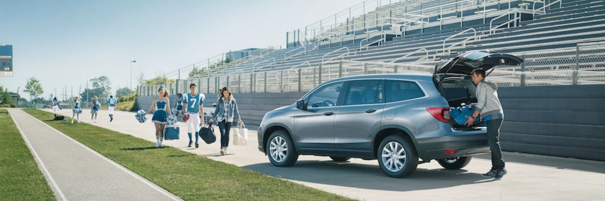 2019-Honda-Pilot-LX-SUV-L02 (2) (2).jpeg