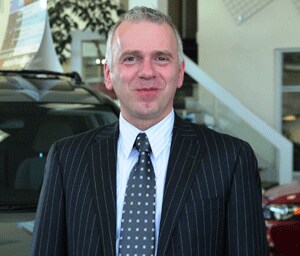 Leo Vavougios