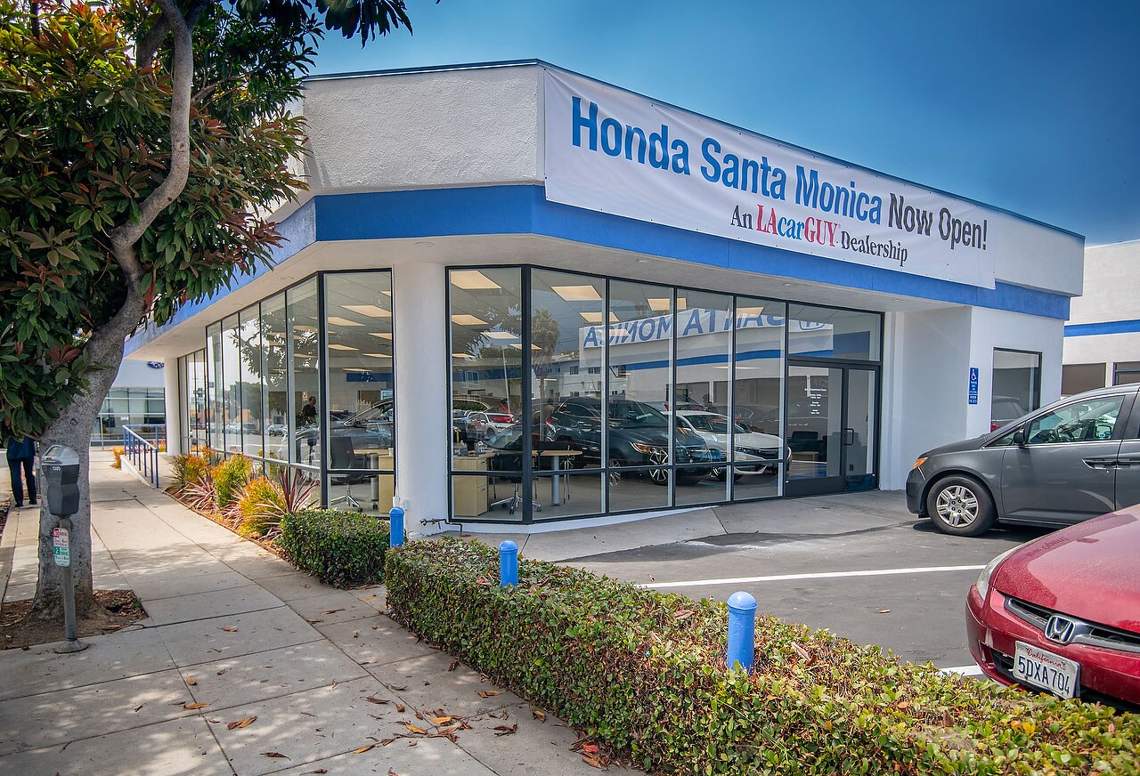 dealership-pic.jpg