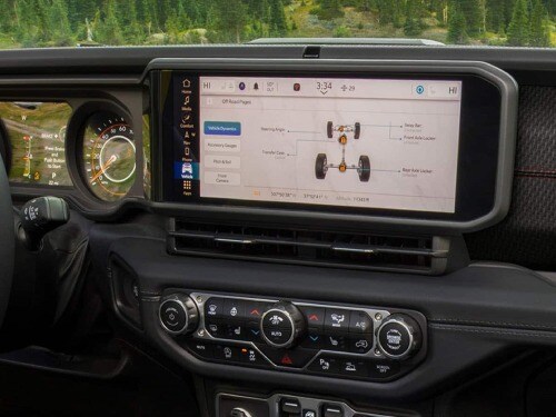 2025 Jeep Gladiator view of touchscreen