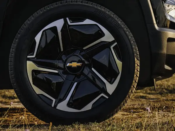 chevy Silverado EV wheel