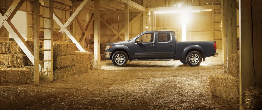 2016-Nissan-Frontier-Crew-Cab-SL-Truck-L01.png