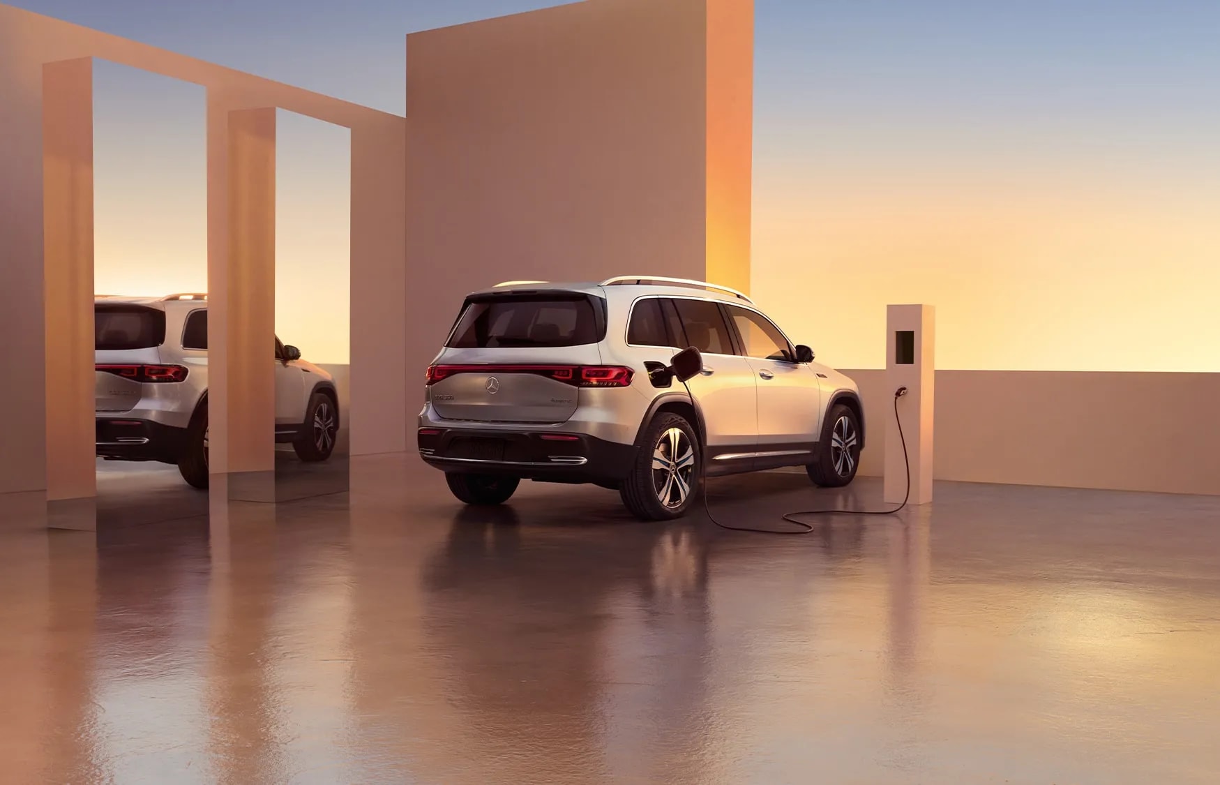 Mercedes Benz EQB SUV Mercedes-Benz EQB SUV