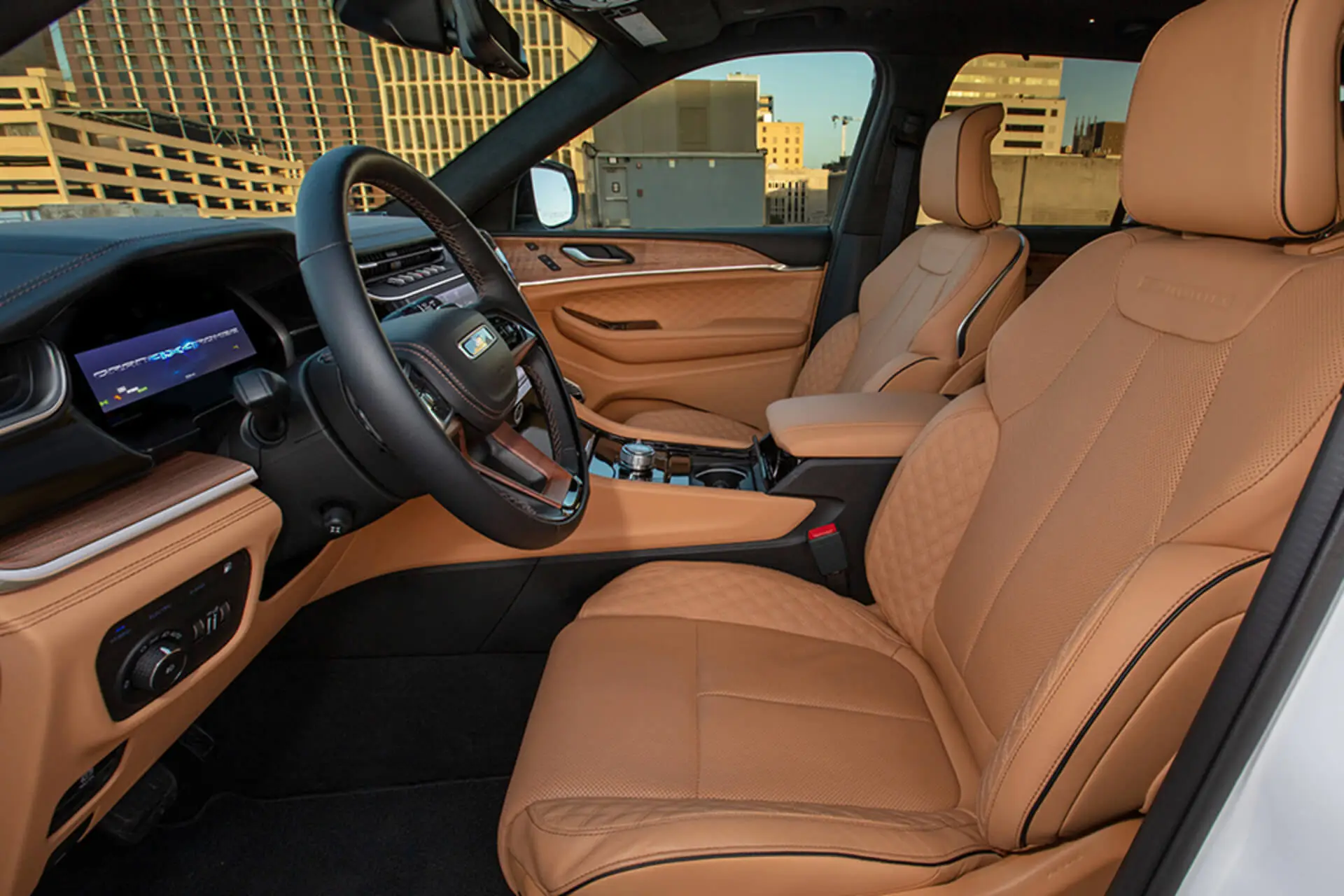 2026 Jeep Grand Cherokee Interior Comfort
