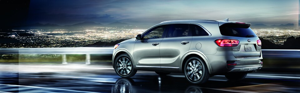 2018-Kia-Sorento-SXLimited-SUV-L01.png