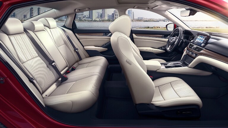 2020 Honda Accord interior
