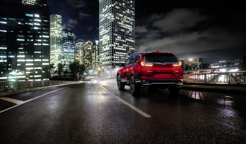 2021 Honda CR-V driving in the city at night