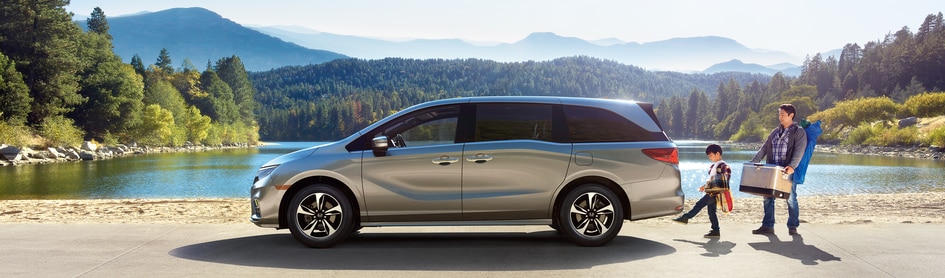 2020-Honda-Odyssey-Elite-Van-L03 (2).png
