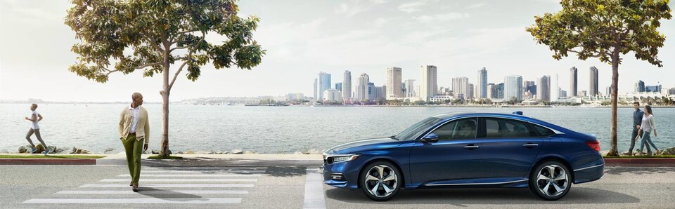 2018-Honda-Accord-Touring-Sedan-L01 (2).png
