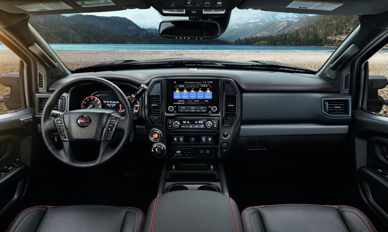 2022 TITAN infotainment system and dashboard