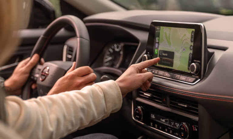 2025 Nissan Rogue infotainment system