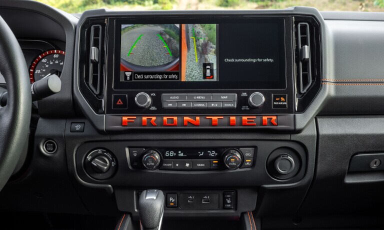 2025 Nissan Frontier infotainment system and backup camera