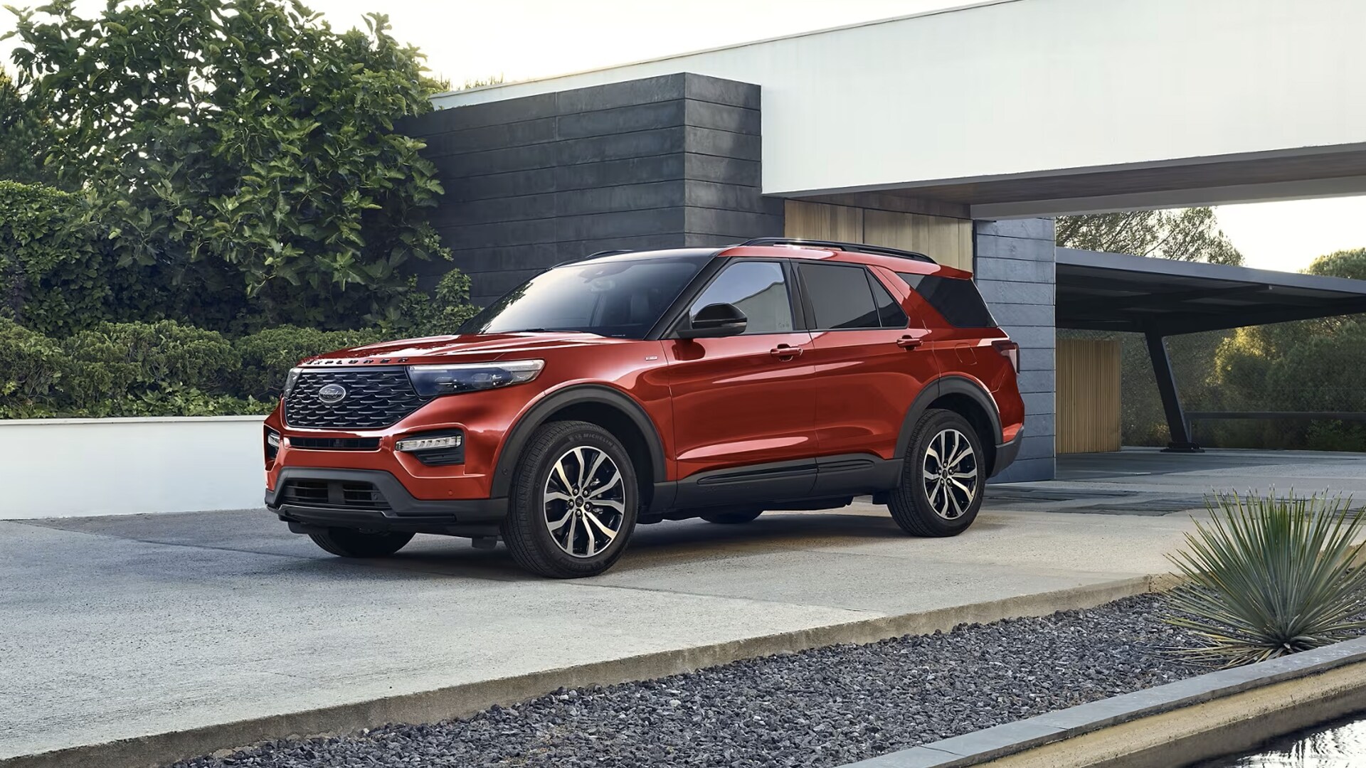 2024 Ford Explorer in red parking outdoor.png