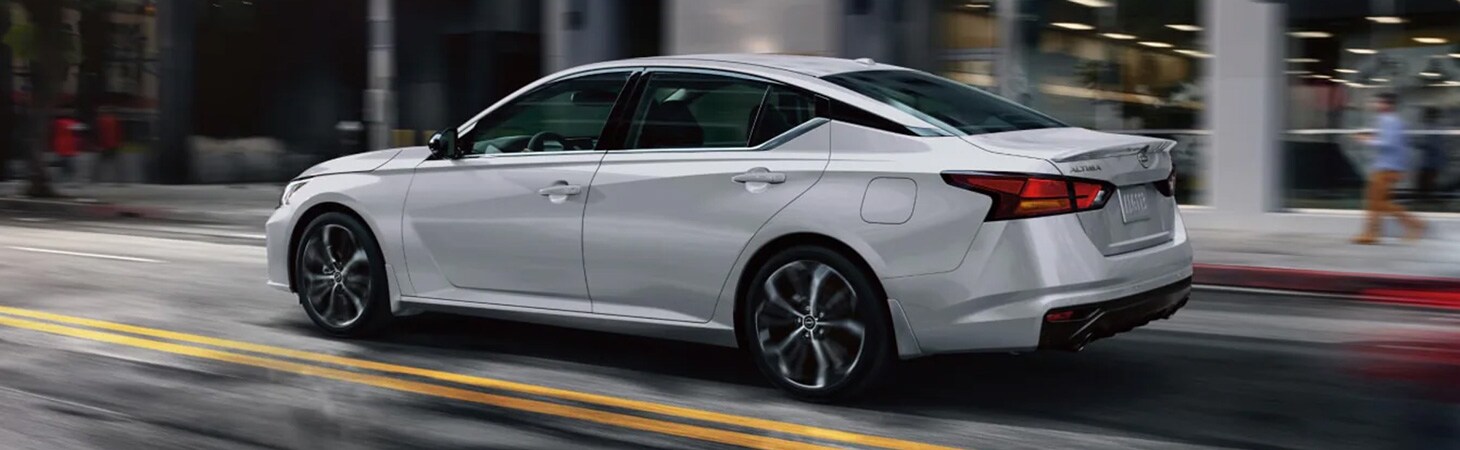 2025 Altima Huttig Nissan